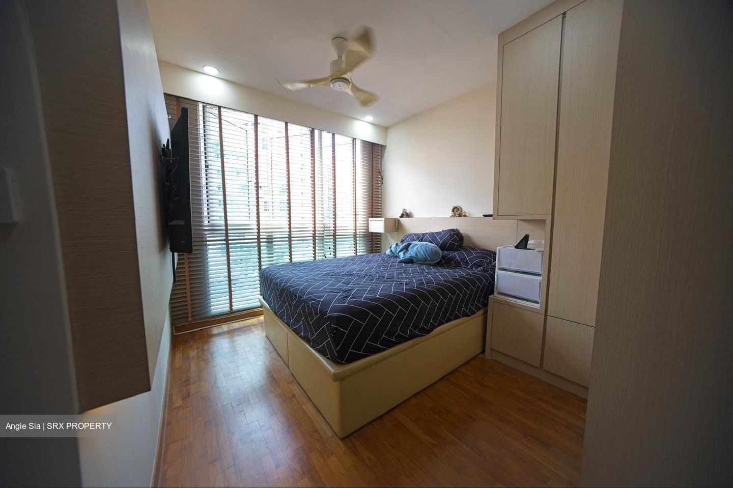 1 Canberra (D27), Condominium #547522471